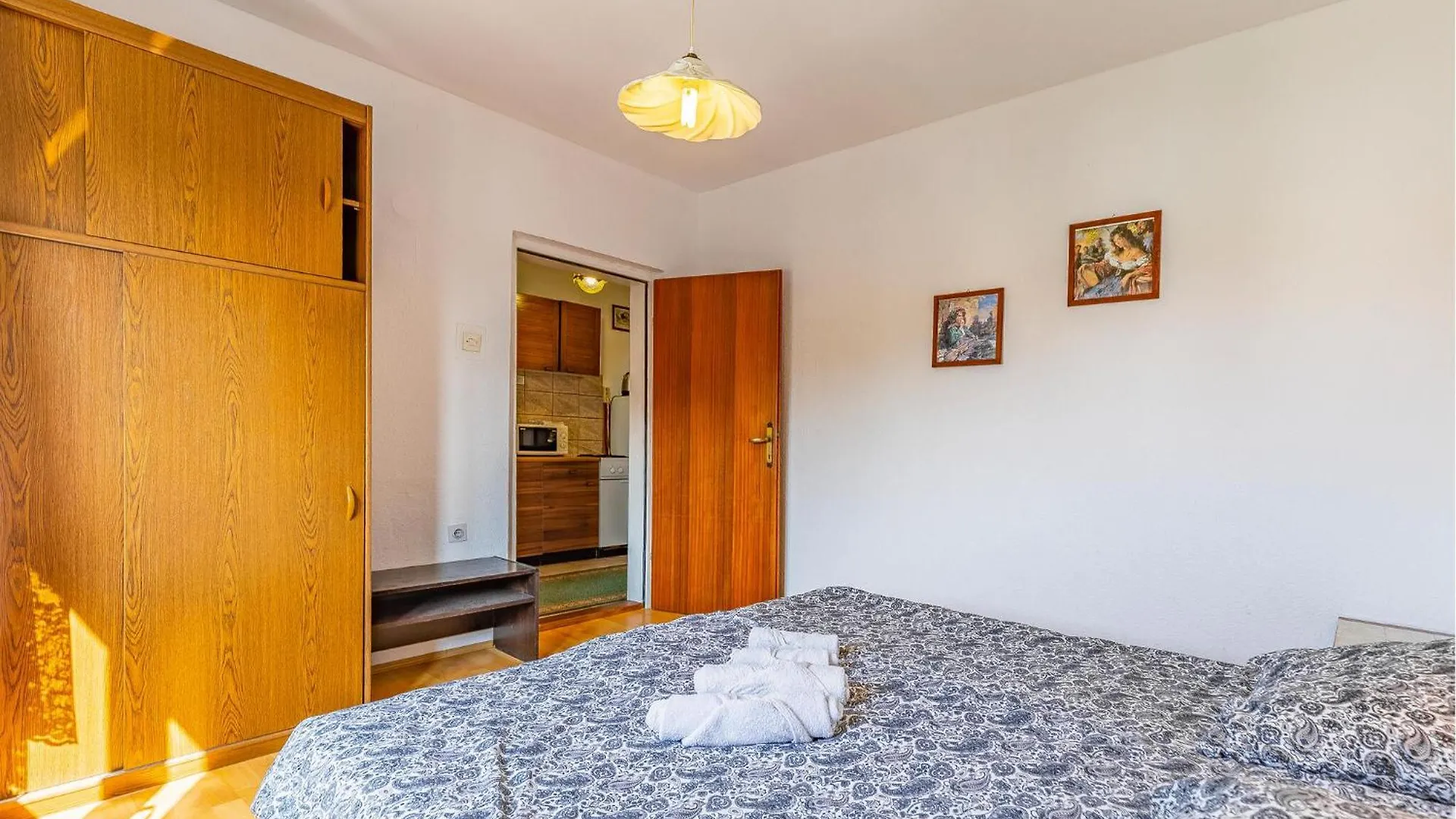 Awesome Apartment In Liznjan With Wifi